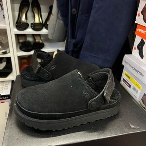 🔥🔥 UGG Goldenstar suede Clog women size 9